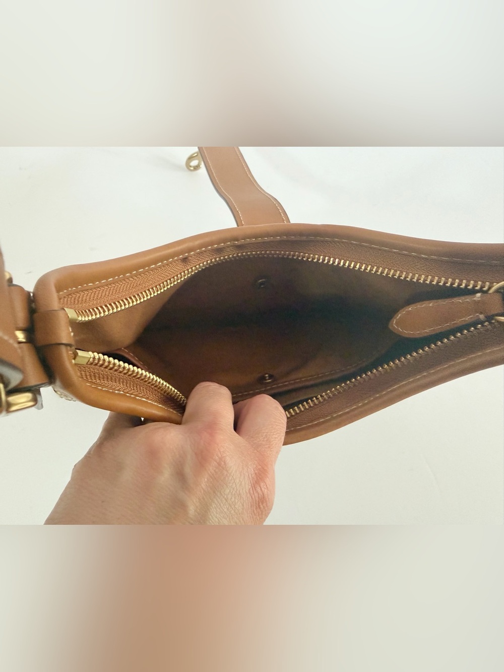 COACH Rainbow Candy Crystal Hamptons Hobo Bag - Picture 13 of 14